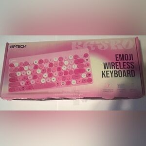 Up-Tech Pink Emoji Wireless Keyboard